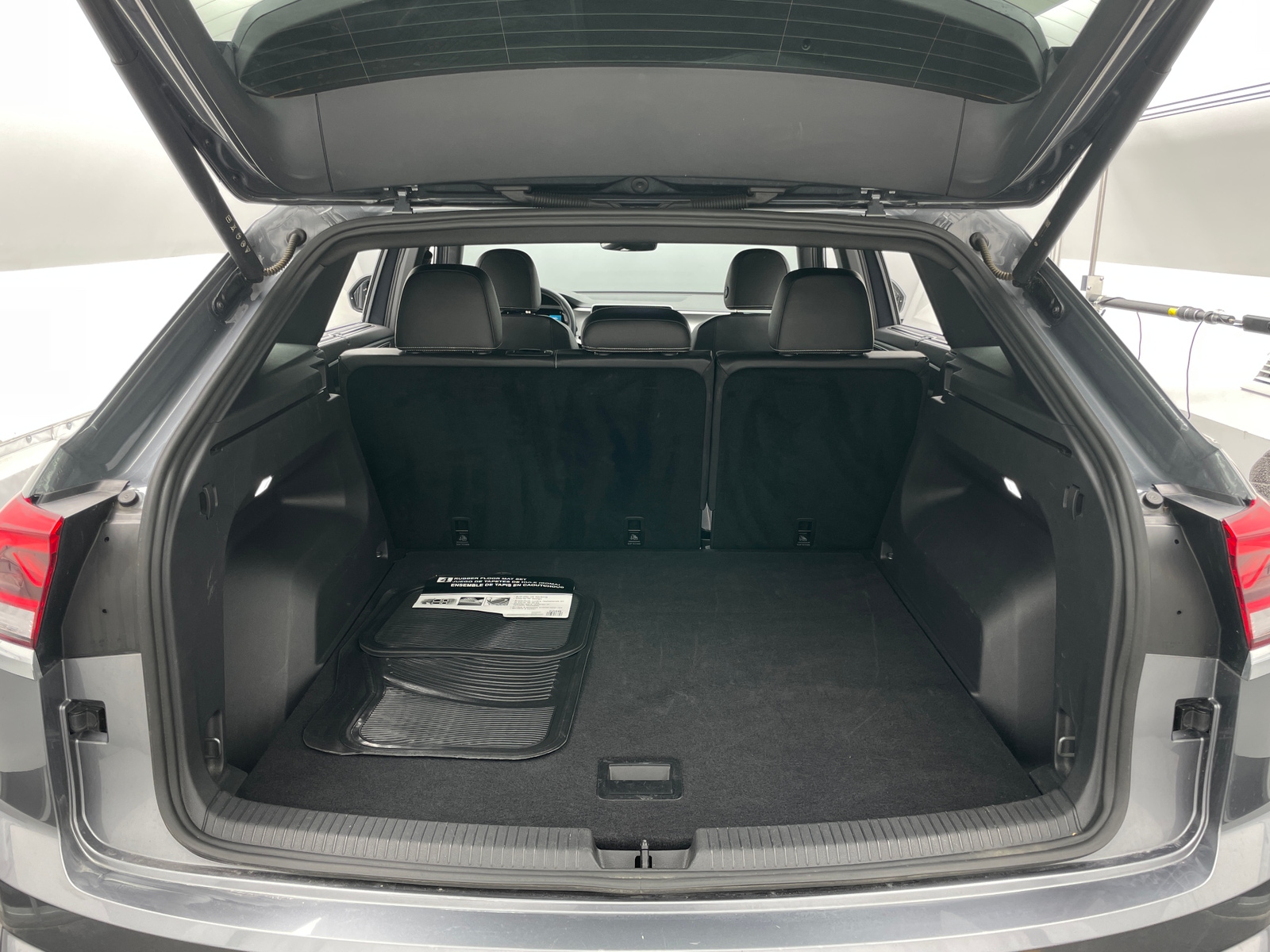 Thumbnail: 2025 Volkswagen Atlas - 6