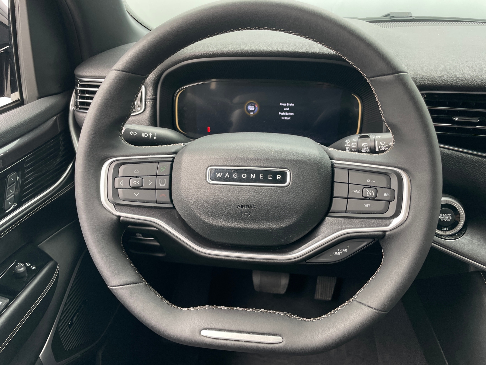 Thumbnail: 2023 Jeep Wagoneer - 4