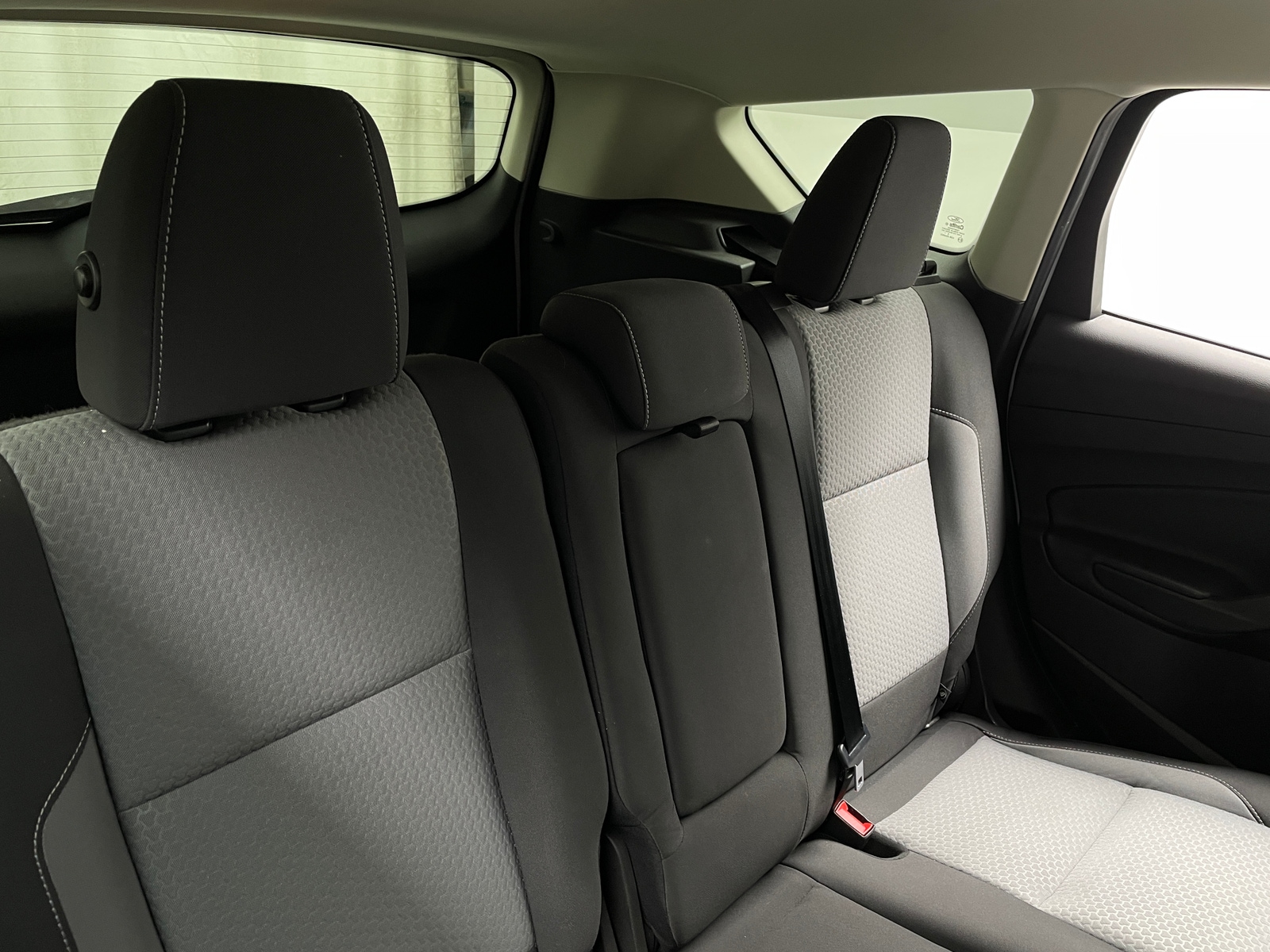 Thumbnail: 2017 Ford Escape - 6