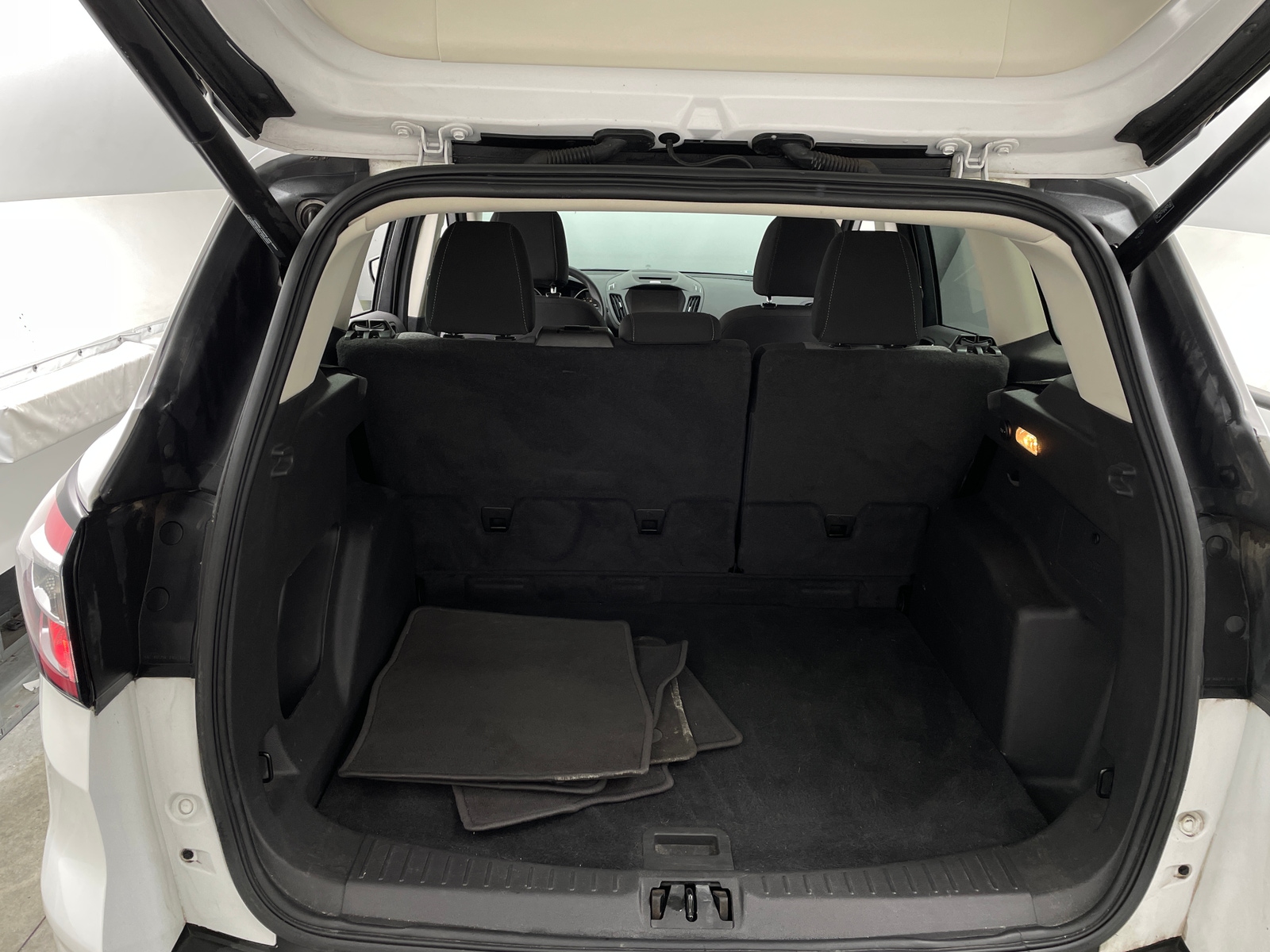 Thumbnail: 2017 Ford Escape - 7