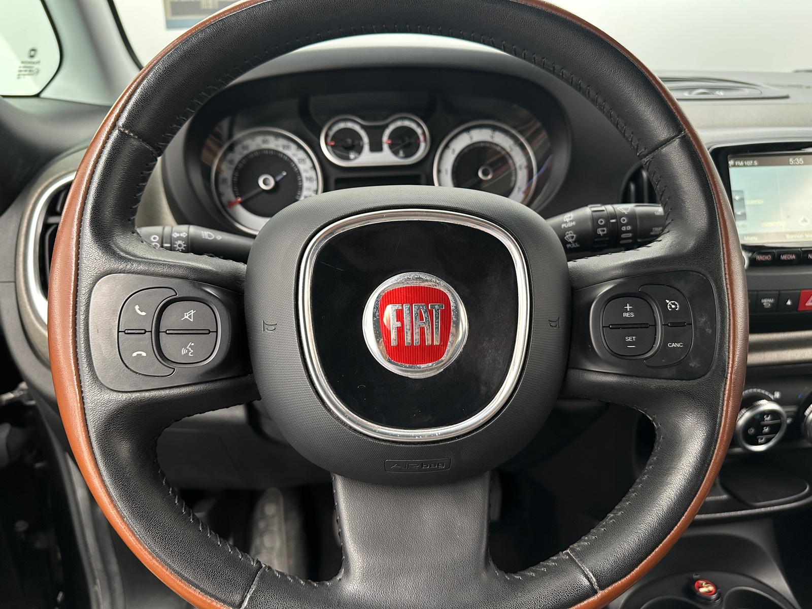 Thumbnail: 2014 Fiat 500L - 5