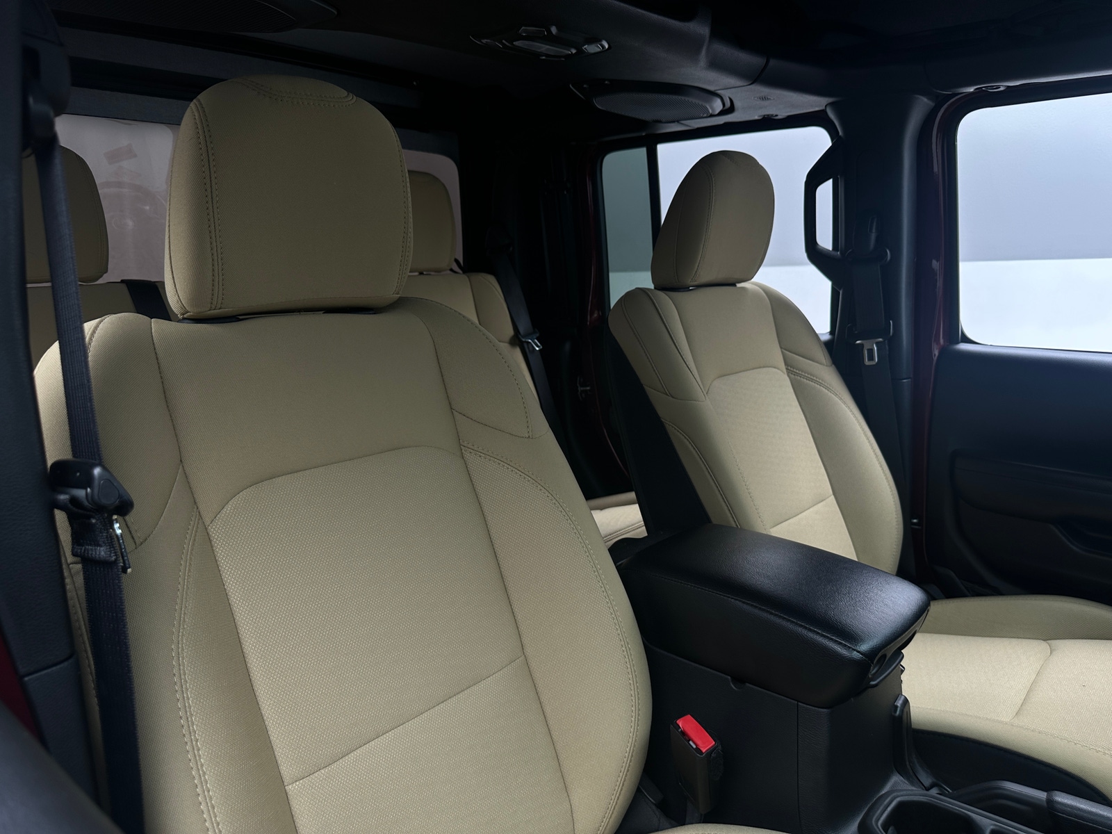 Thumbnail: 2021 Jeep Gladiator - 2