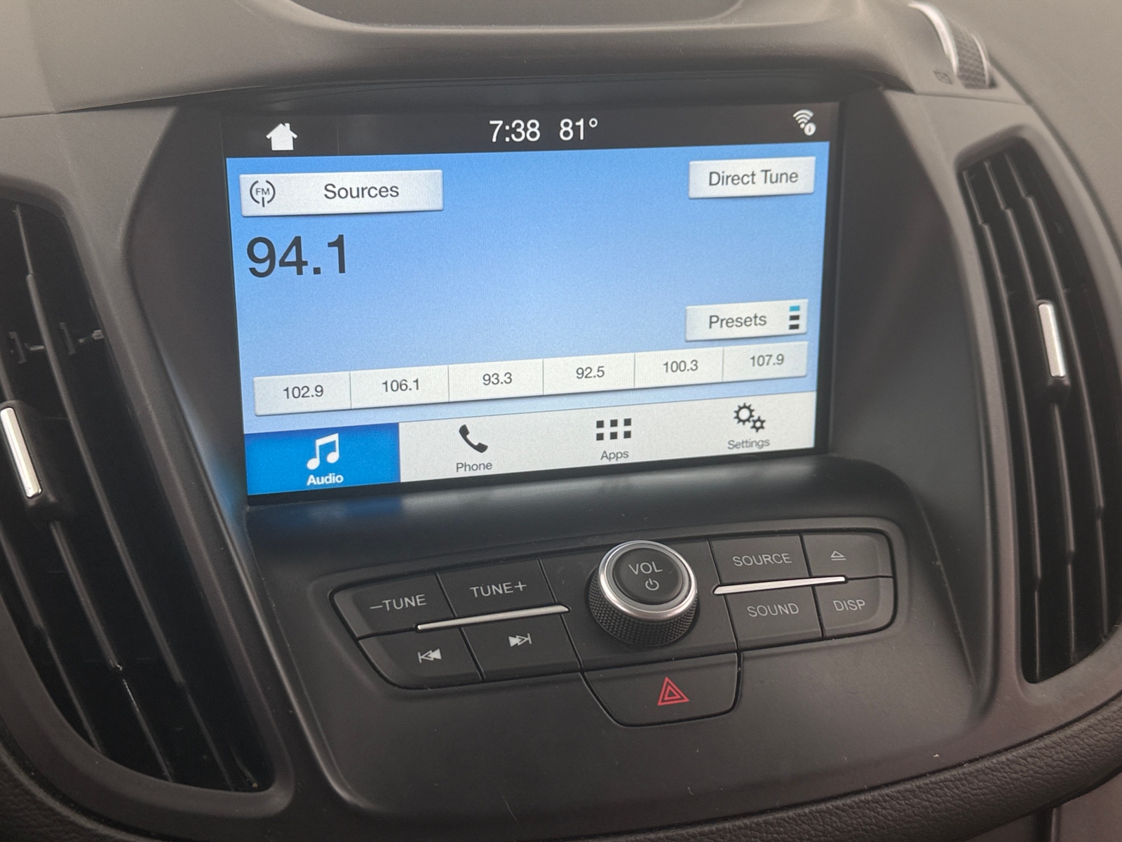 Thumbnail: 2018 Ford Escape - 3