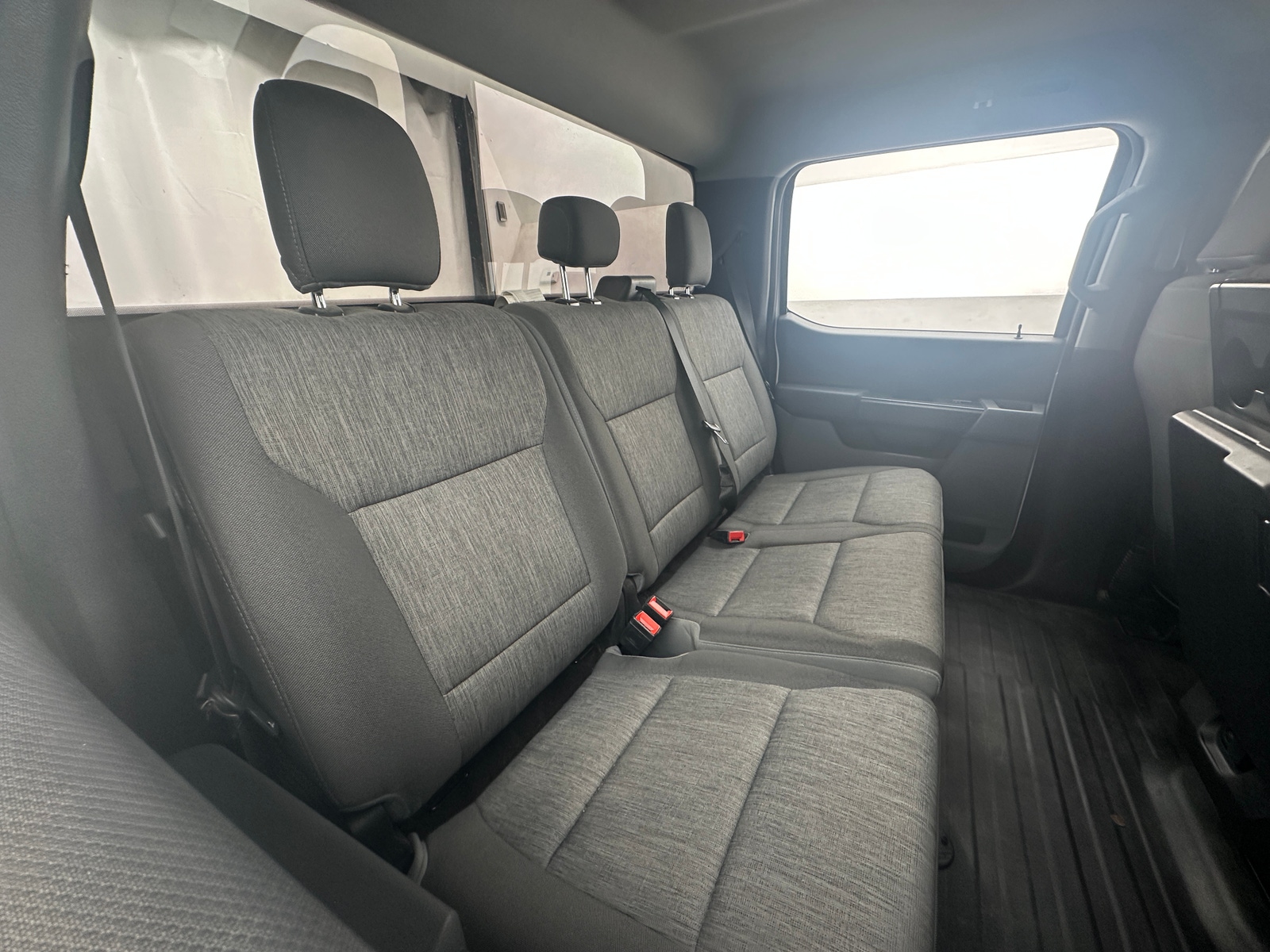 Thumbnail: 2021 Ford Econoline - 6