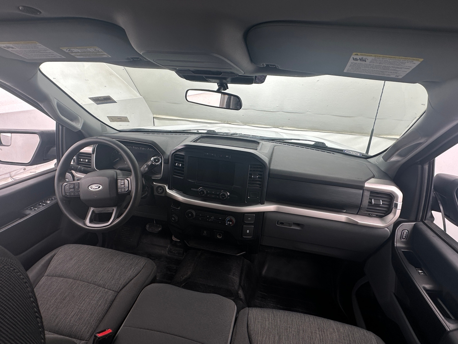 Thumbnail: 2021 Ford Econoline - 3