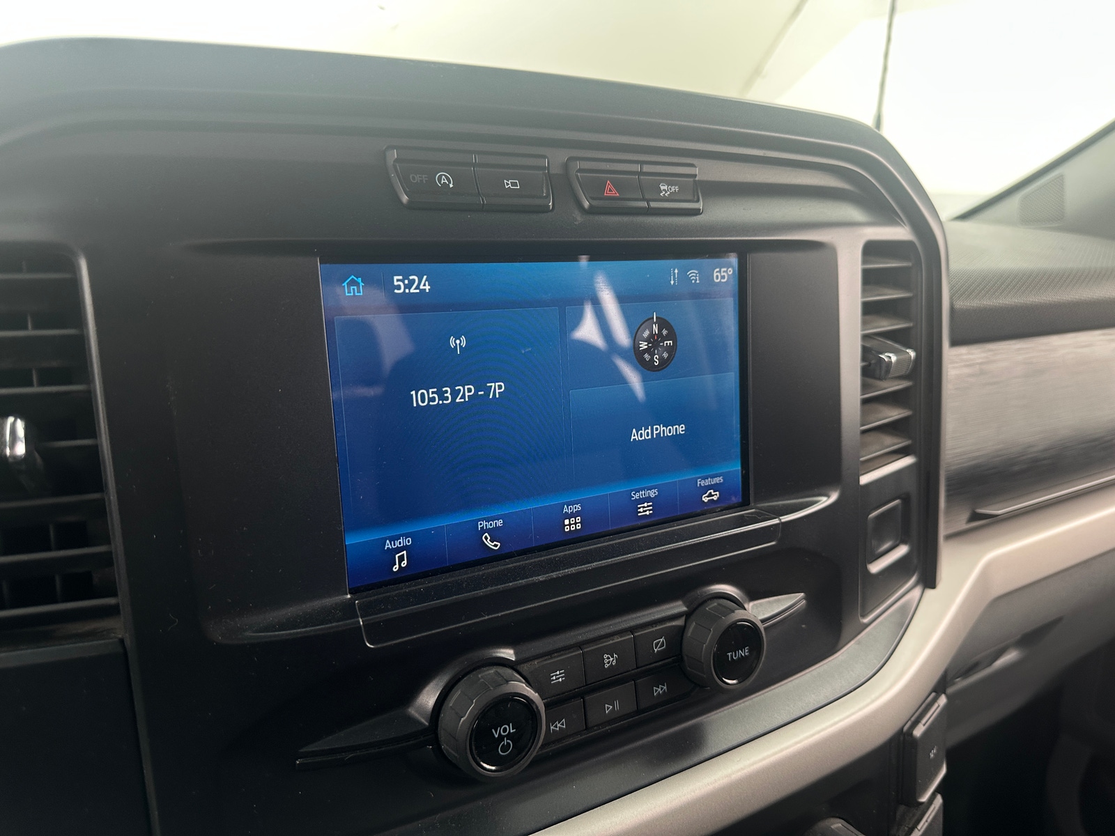 Thumbnail: 2021 Ford Econoline - 4