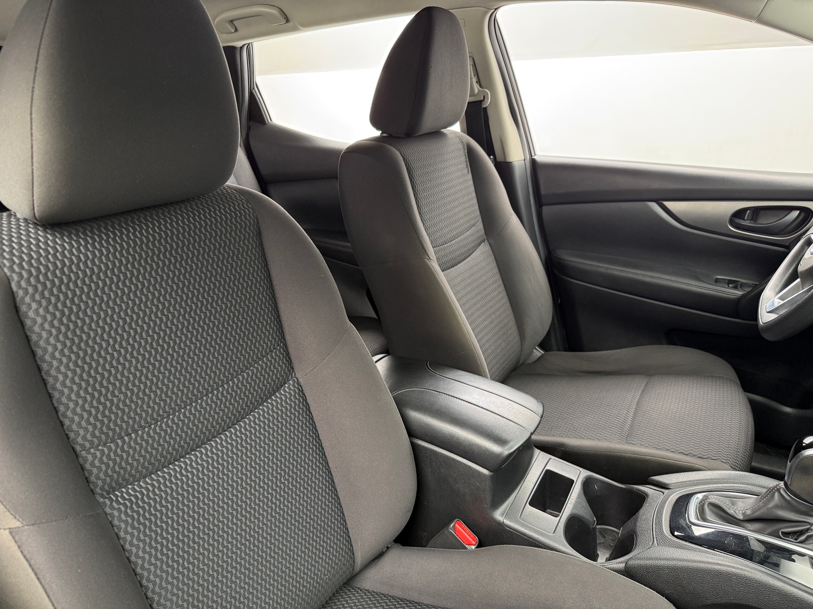 Thumbnail: 2019 Nissan Rogue Sport - 2