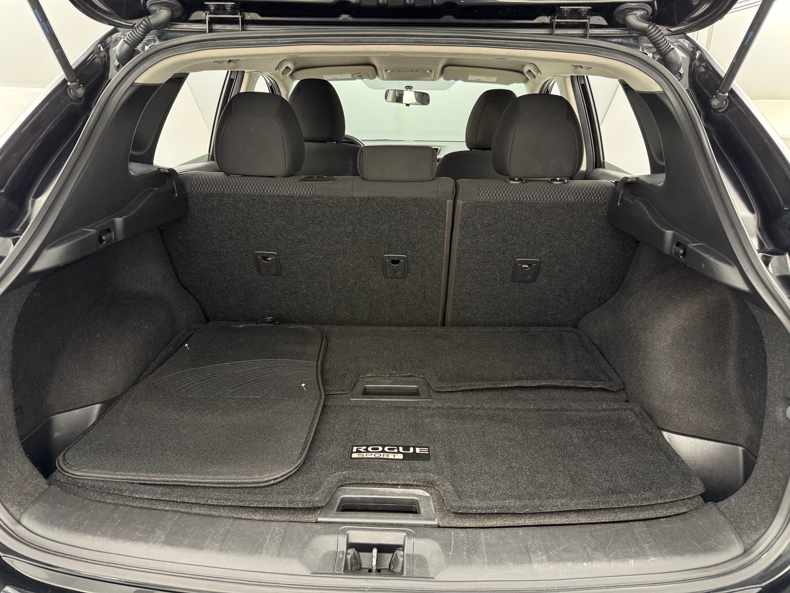 Thumbnail: 2019 Nissan Rogue Sport - 7