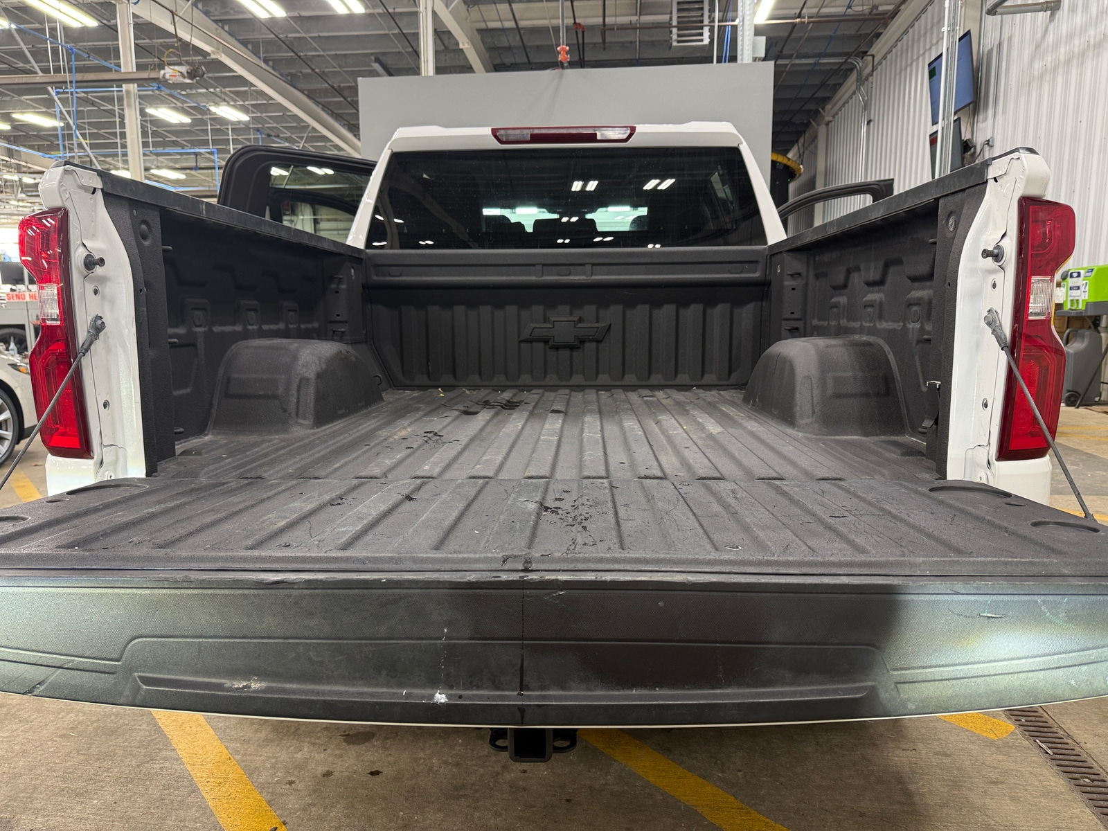 Thumbnail: 2023 Chevrolet Silverado 1500 - 6