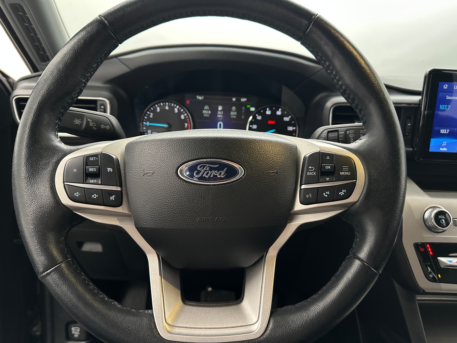 Thumbnail: 2023 Ford Explorer - 5