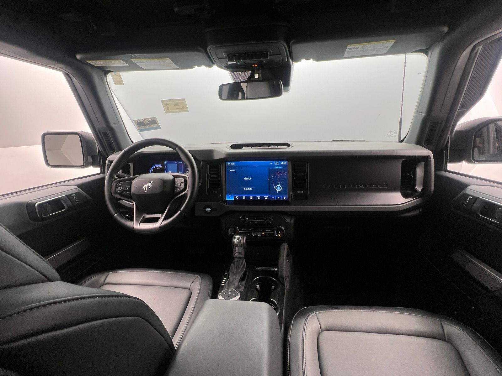 Thumbnail: 2022 Ford Bronco - 3