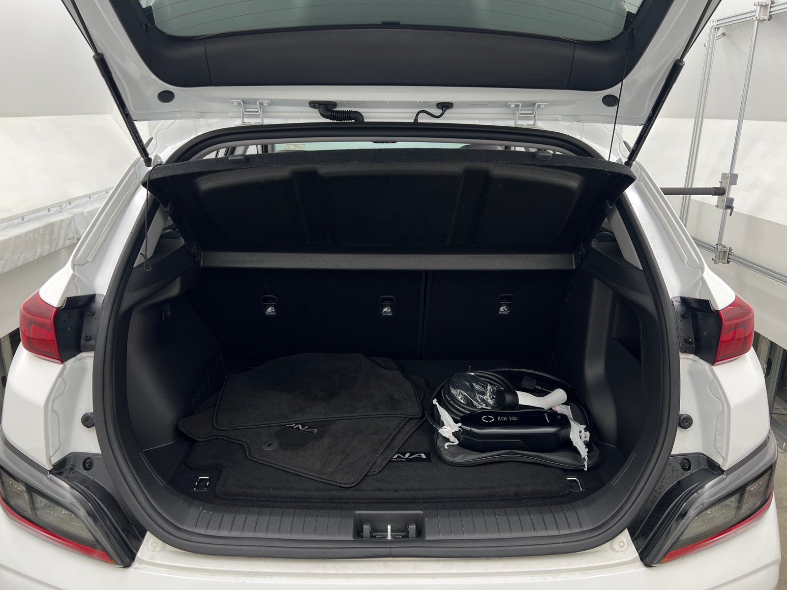 Thumbnail: 2023 Hyundai Kona - 7