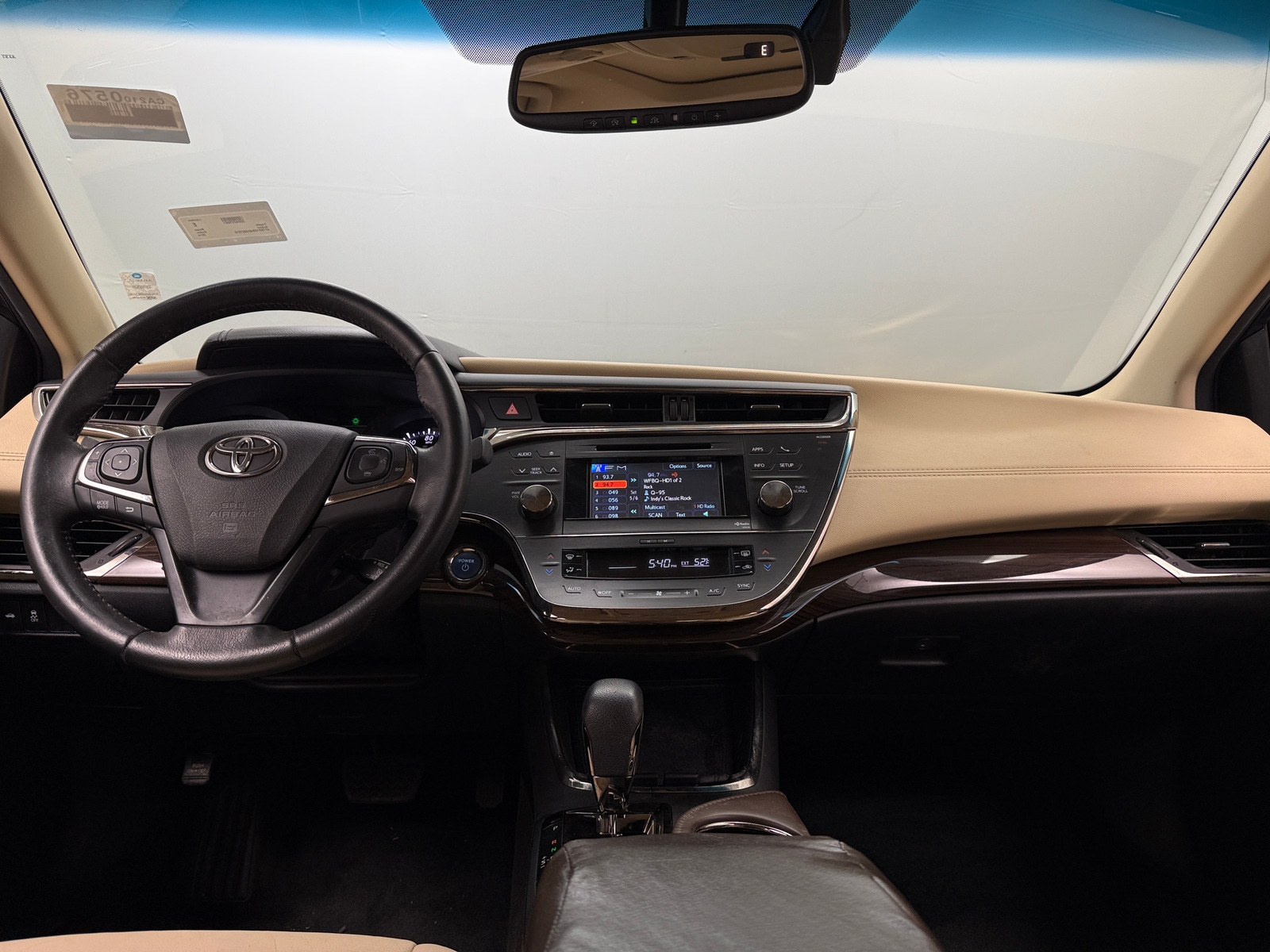 Thumbnail: 2014 Toyota Avalon - 3