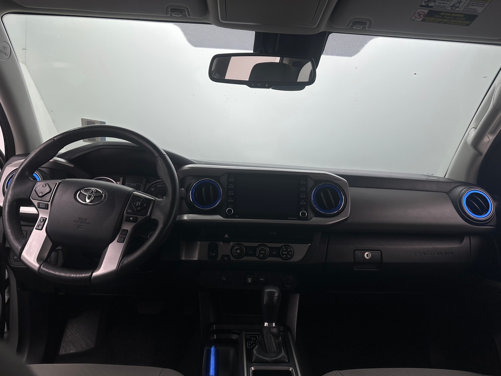 Thumbnail: 2020 Toyota Tacoma - 3