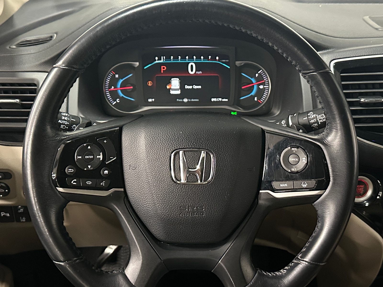 Thumbnail: 2019 Honda Pilot - 4