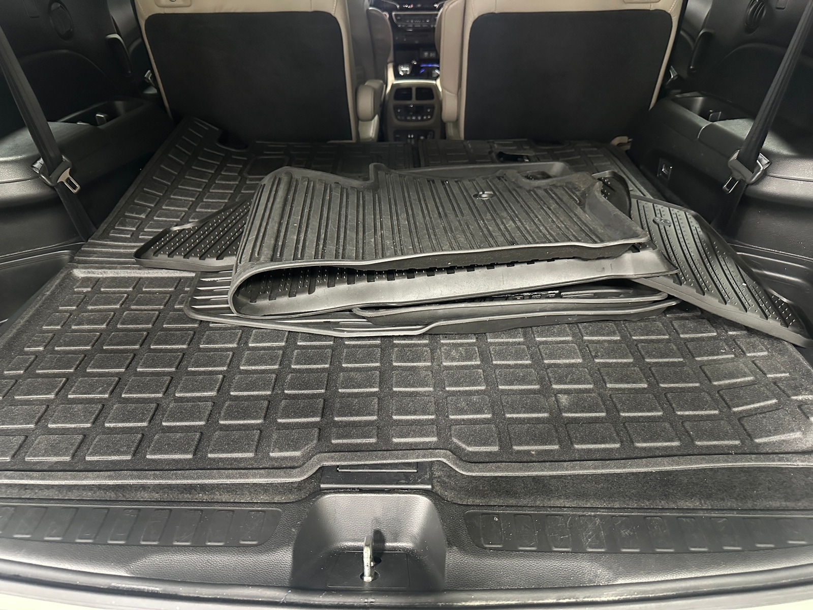 Thumbnail: 2019 Honda Pilot - 6