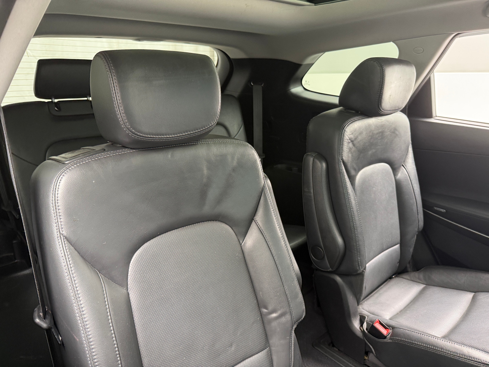 Thumbnail: 2016 Hyundai Santa Fe - 5