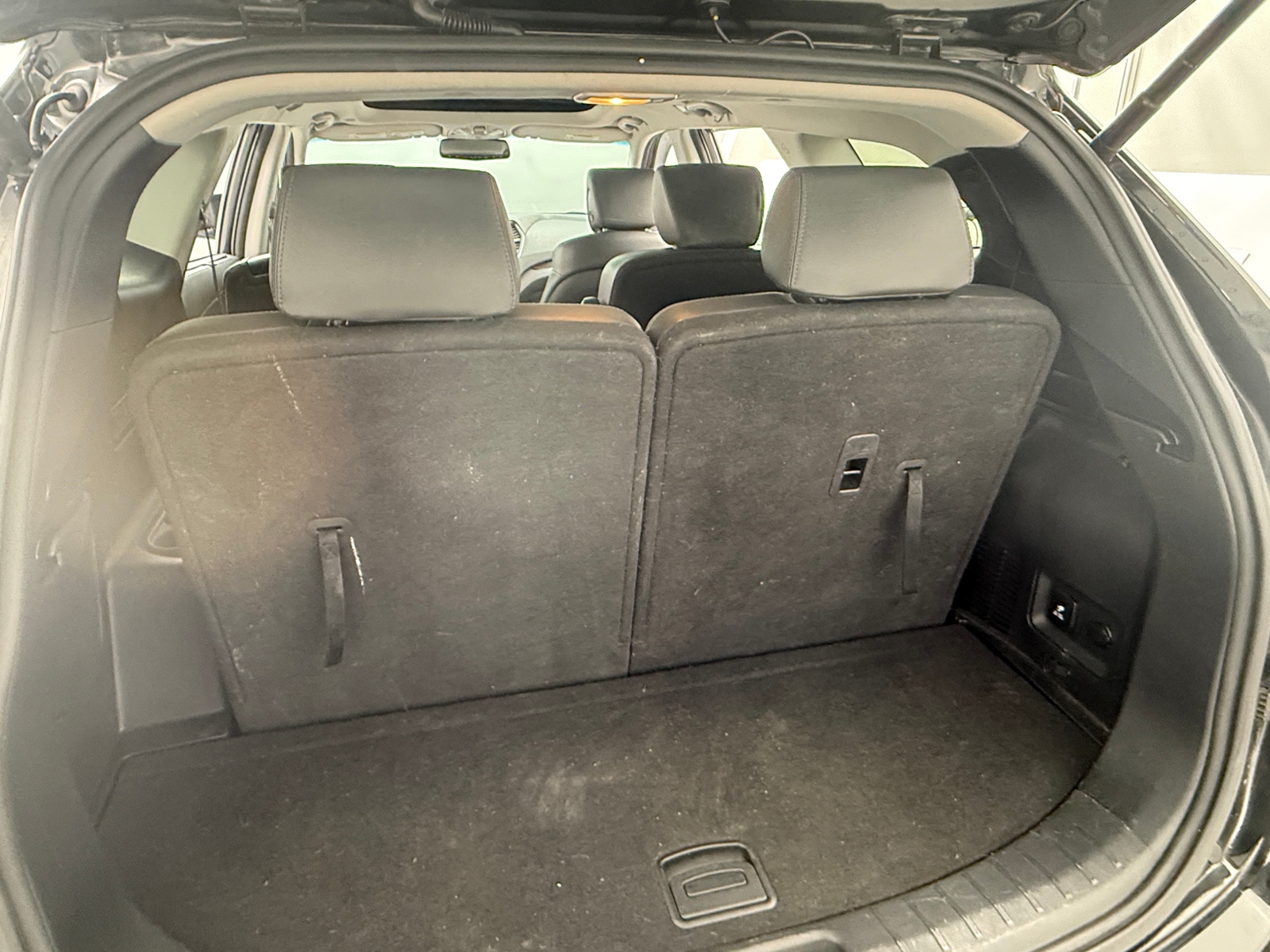 Thumbnail: 2016 Hyundai Santa Fe - 6