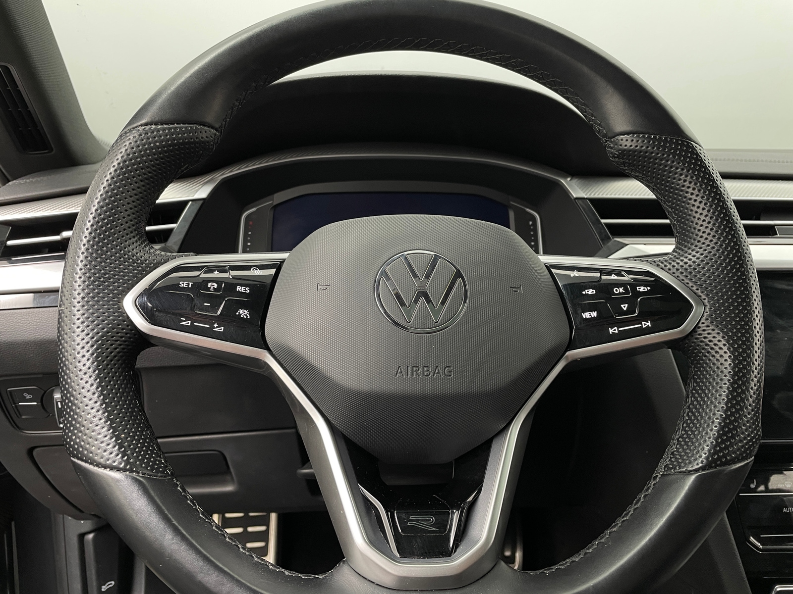 Thumbnail: 2021 Volkswagen Arteon - 4