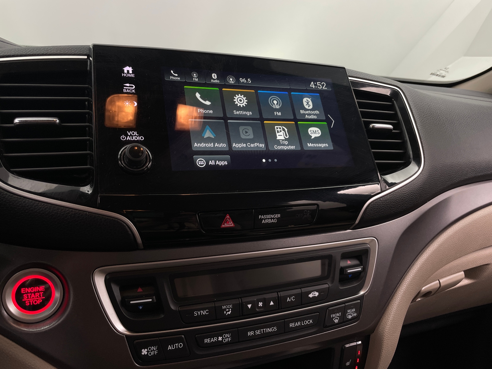 Thumbnail: 2020 Honda Pilot - 4