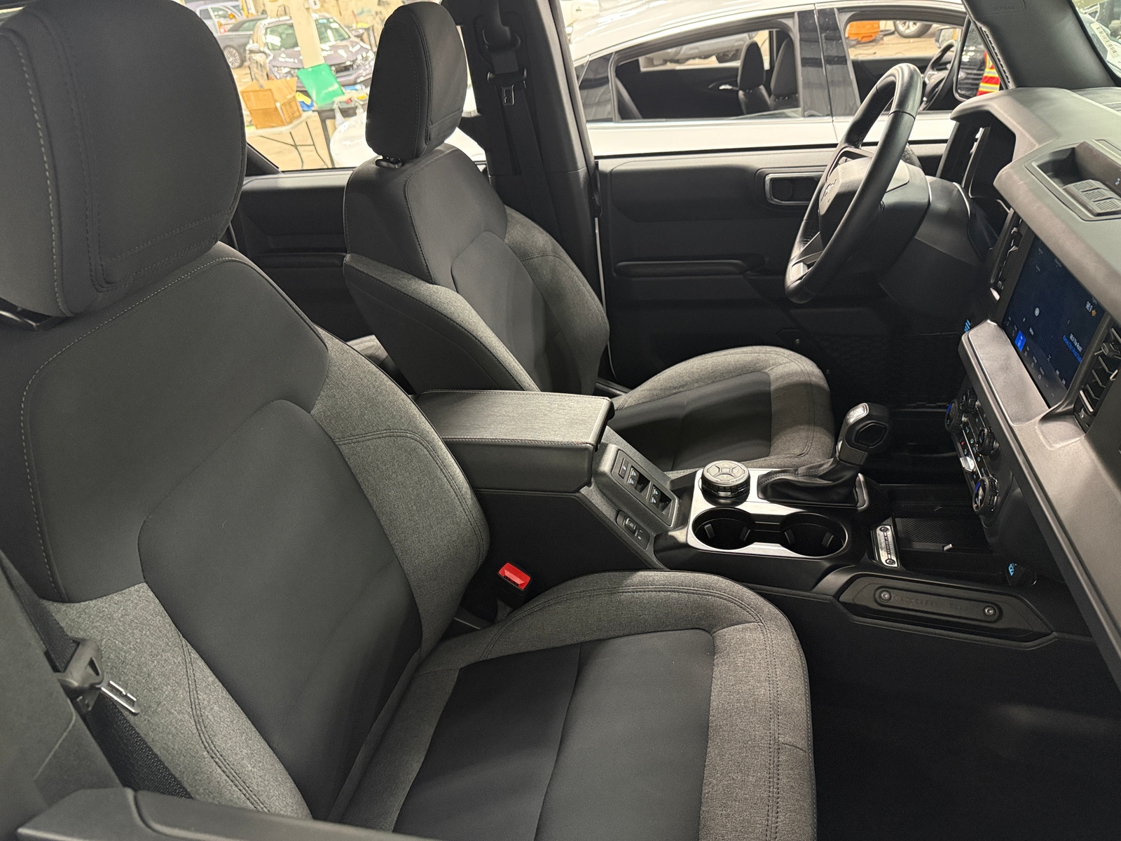 Thumbnail: 2025 Ford Bronco - 2