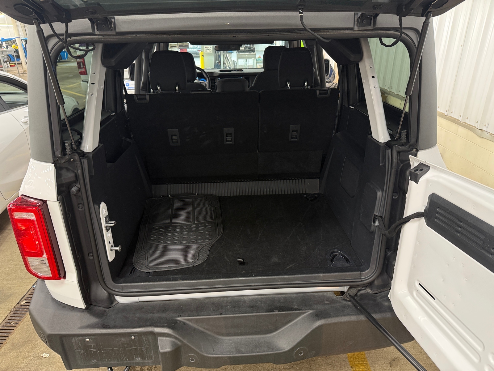 Thumbnail: 2025 Ford Bronco - 7