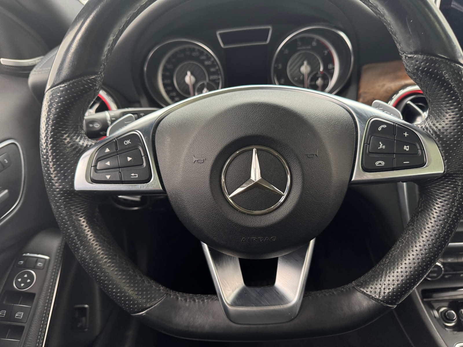 Thumbnail: 2016 Mercedes-Benz GLA - 4