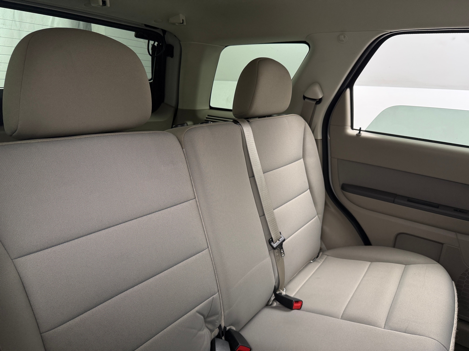 Thumbnail: 2011 Ford Escape - 6