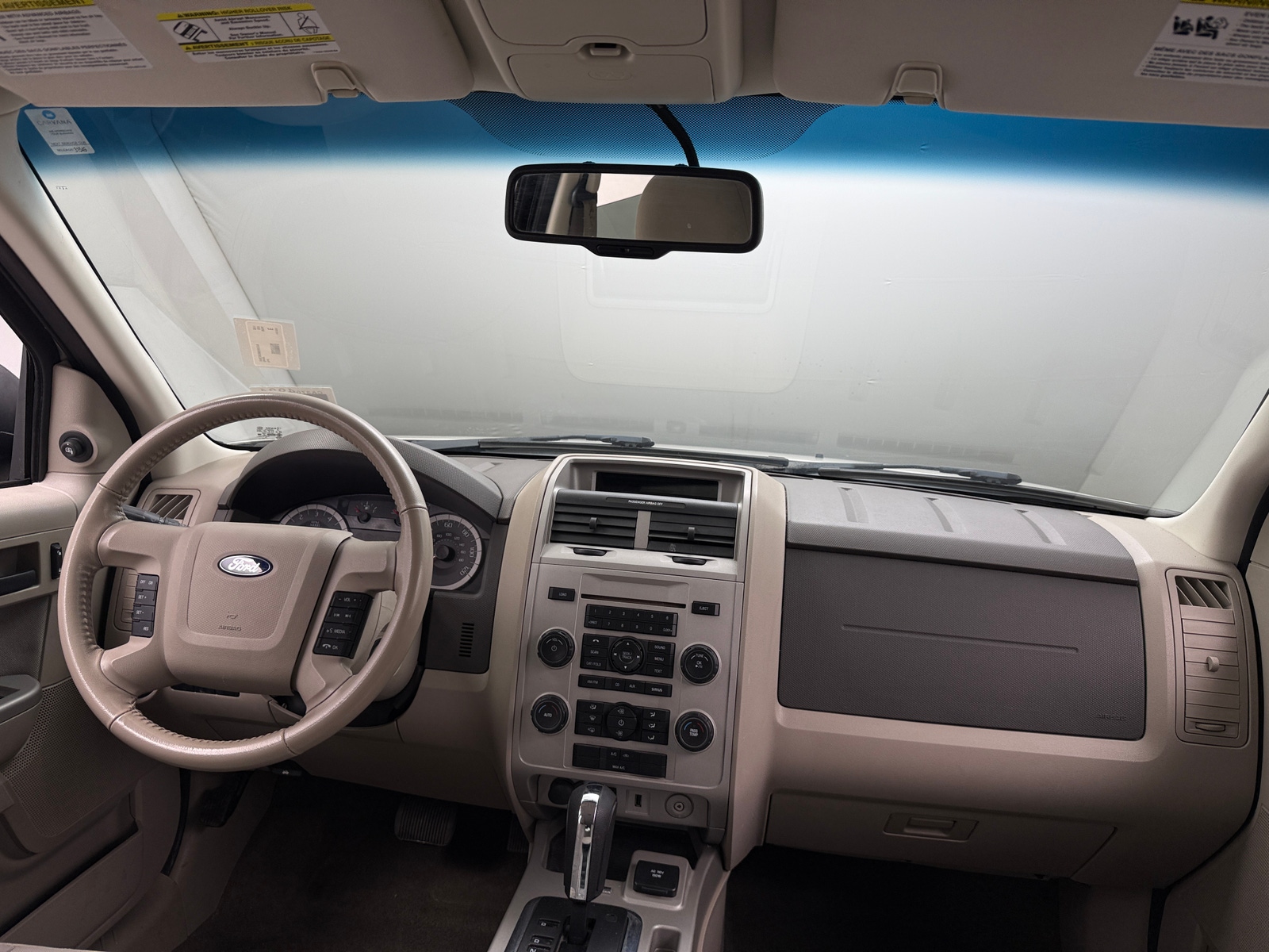 Thumbnail: 2011 Ford Escape - 3