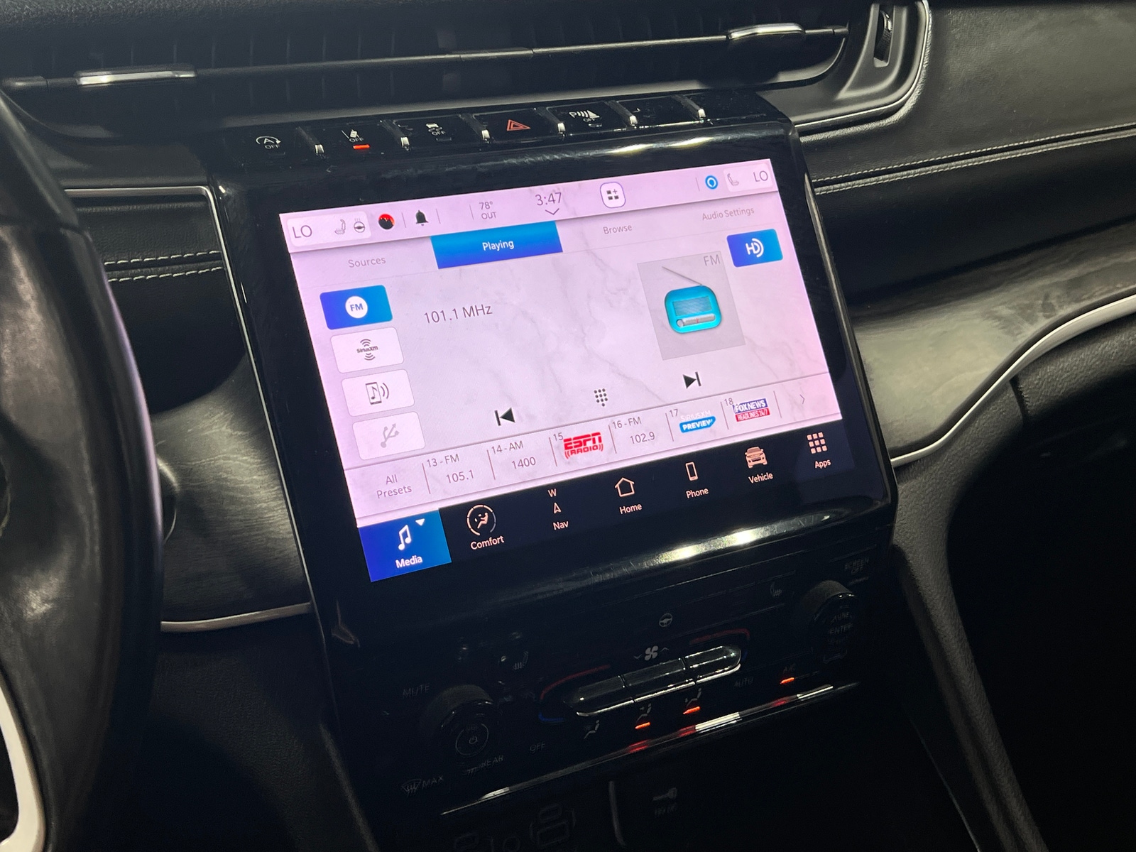 Thumbnail: 2021 Jeep Grand Cherokee L - 3