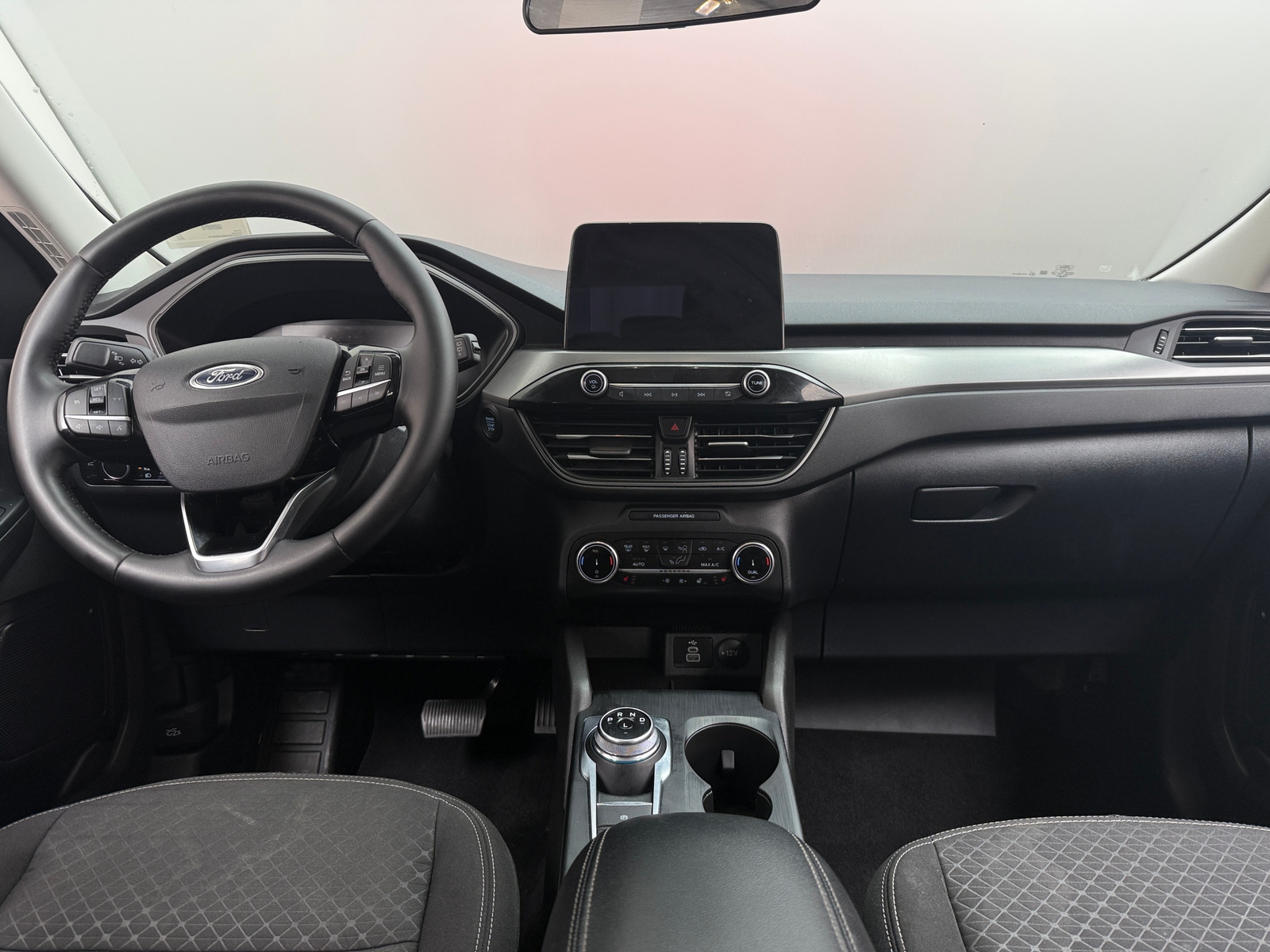 Thumbnail: 2024 Ford Escape - 3