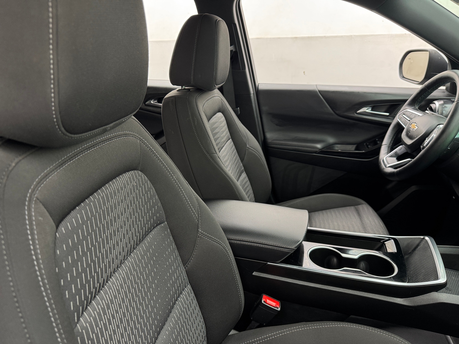 Thumbnail: 2025 Chevrolet Equinox - 2