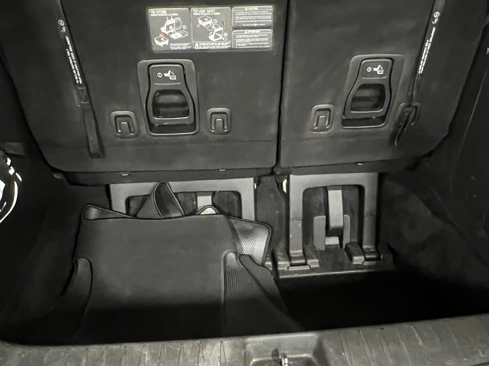 Thumbnail: 2023 Kia Carnival - 7