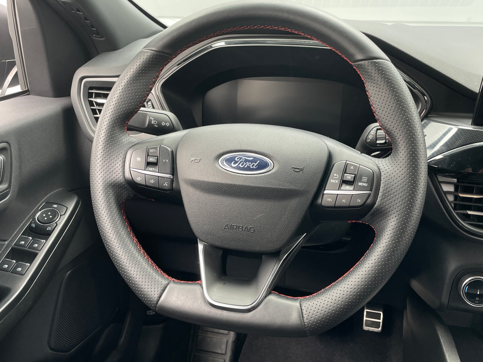 Thumbnail: 2024 Ford Escape - 5