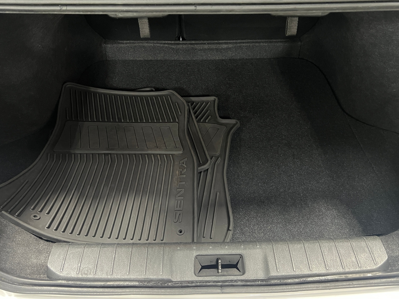 Thumbnail: 2023 Nissan Sentra - 7