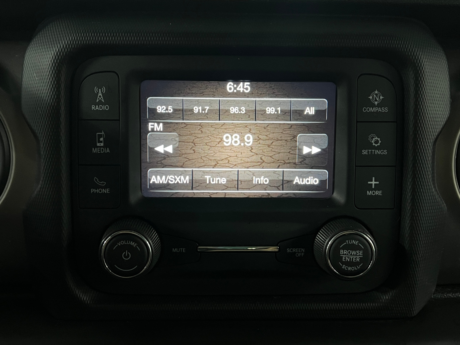 Thumbnail: 2020 Jeep Wrangler - 4