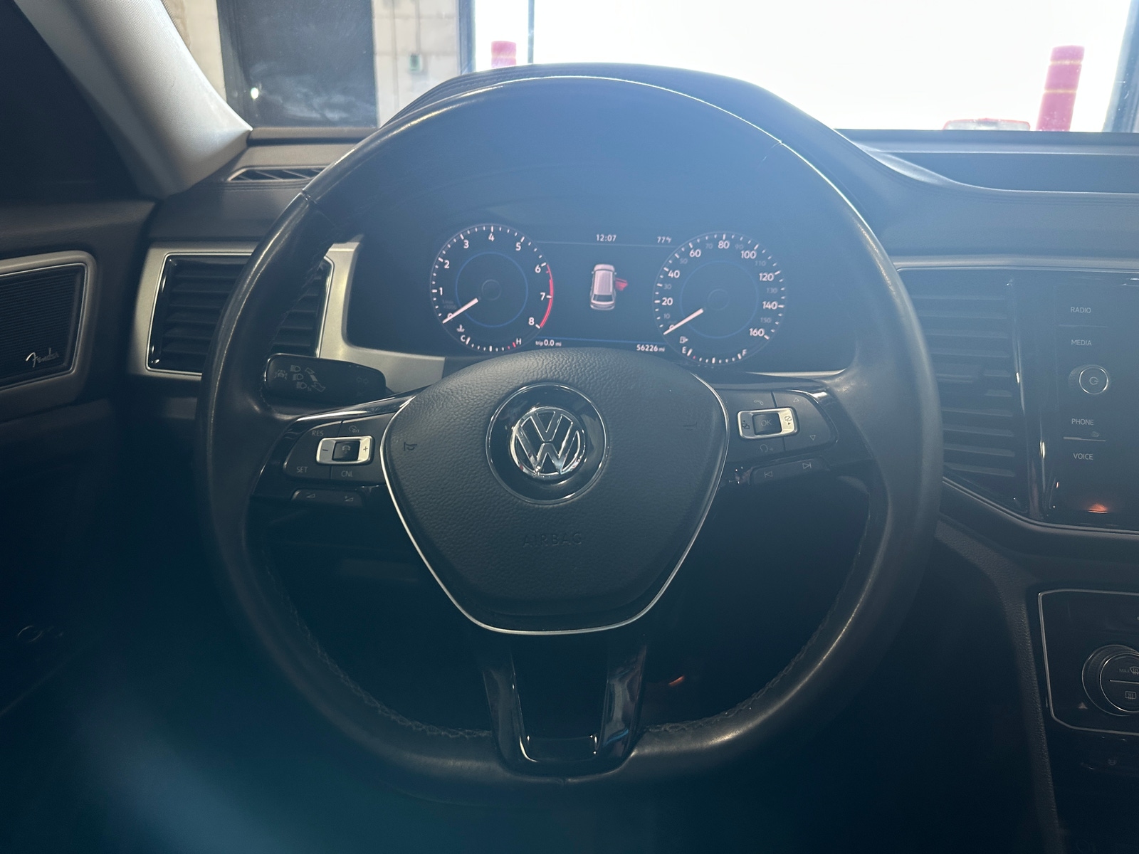 Thumbnail: 2018 Volkswagen Atlas - 4