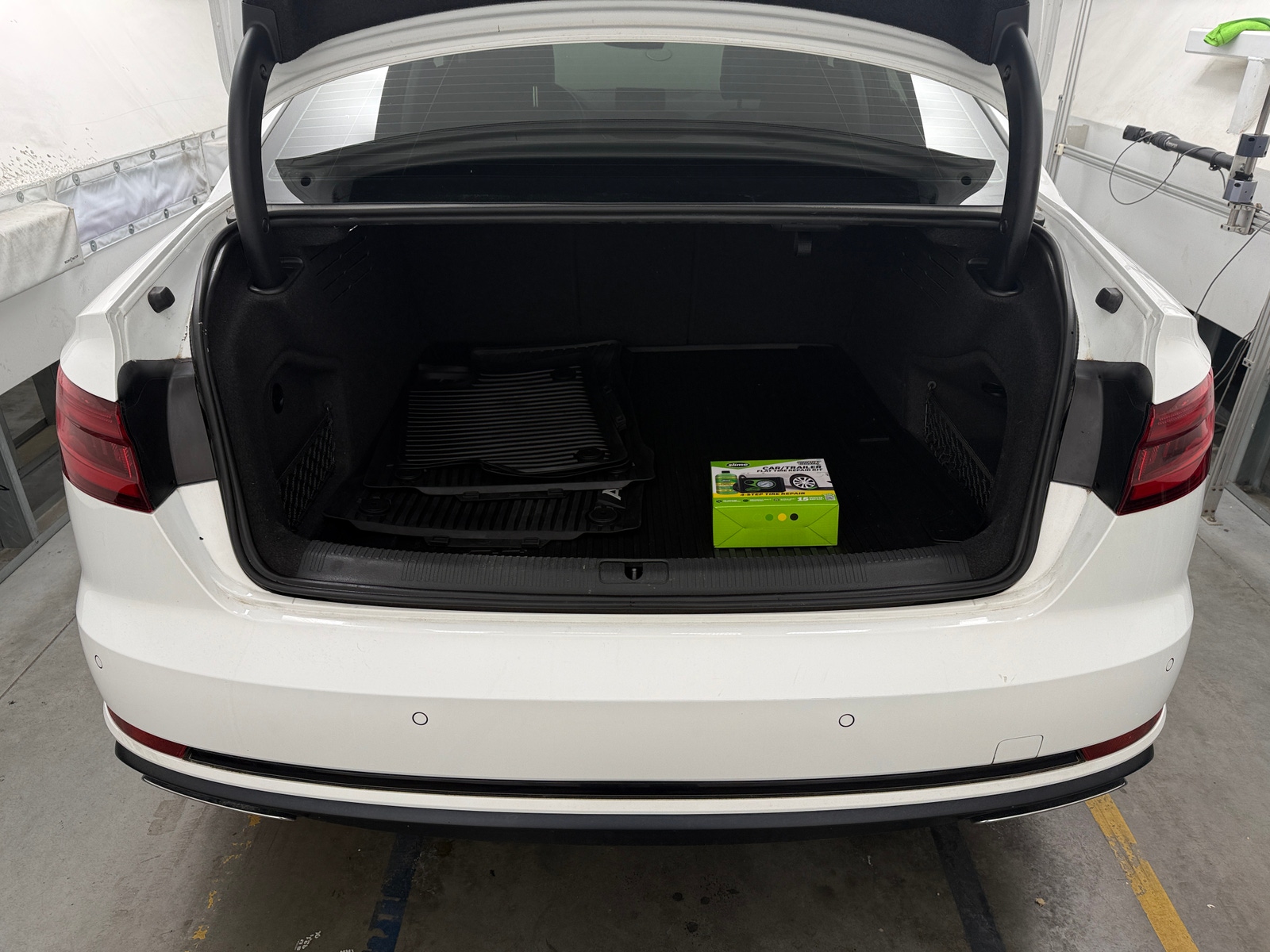 Thumbnail: 2019 Audi A4 - 6