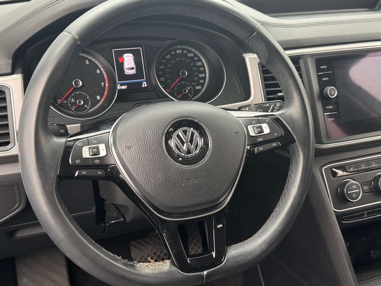 Thumbnail: 2019 Volkswagen Atlas - 4