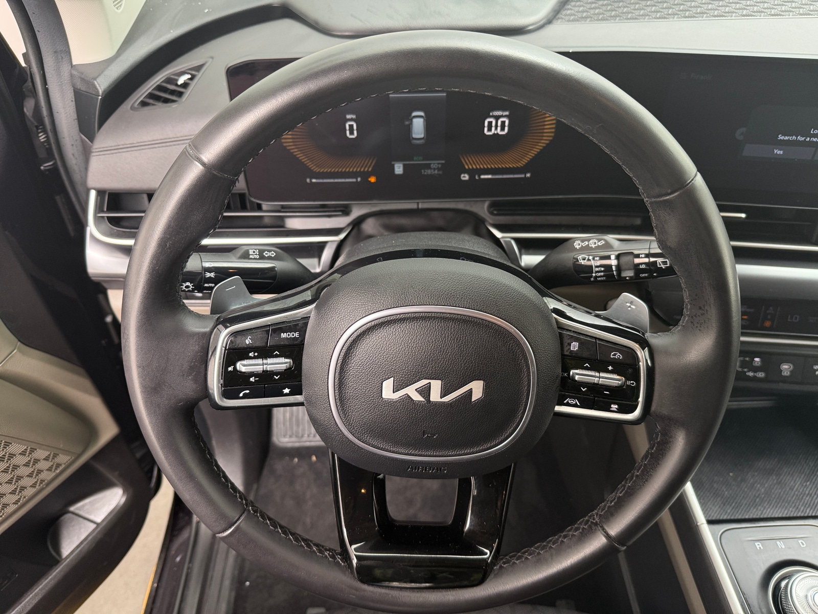 Thumbnail: 2025 Kia Carnival - 4