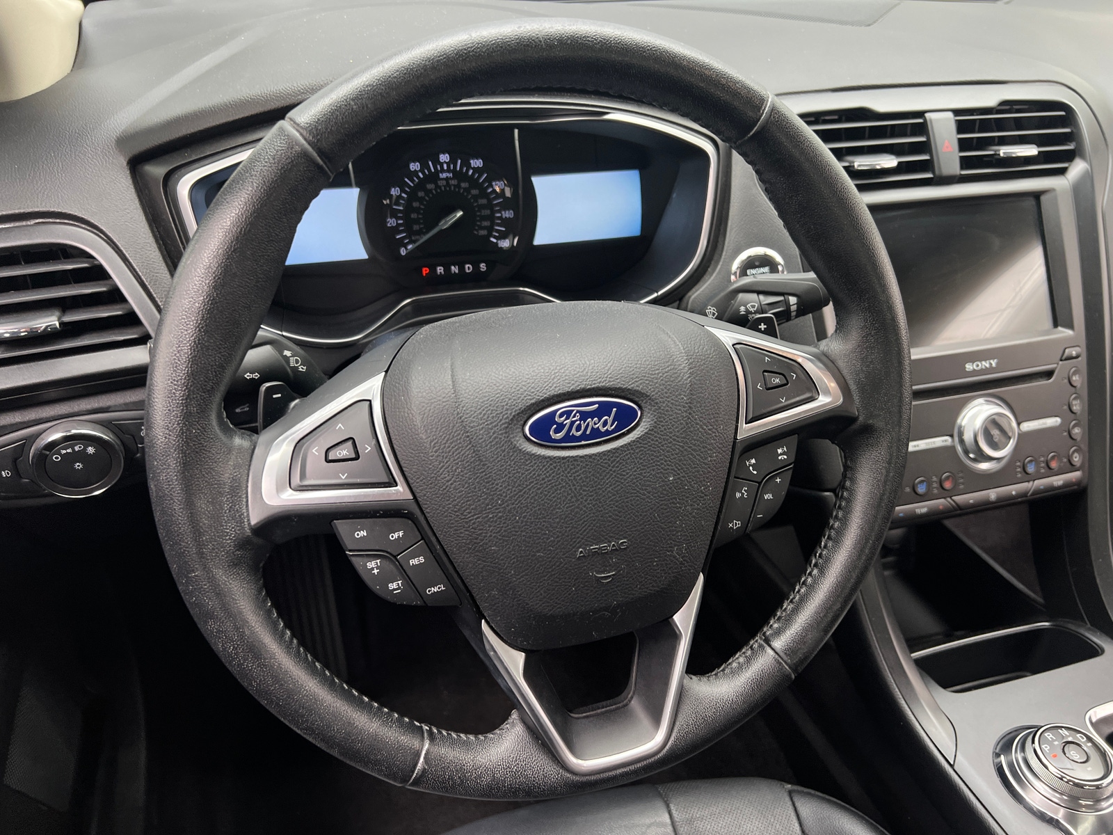 Thumbnail: 2017 Ford Fusion - 4