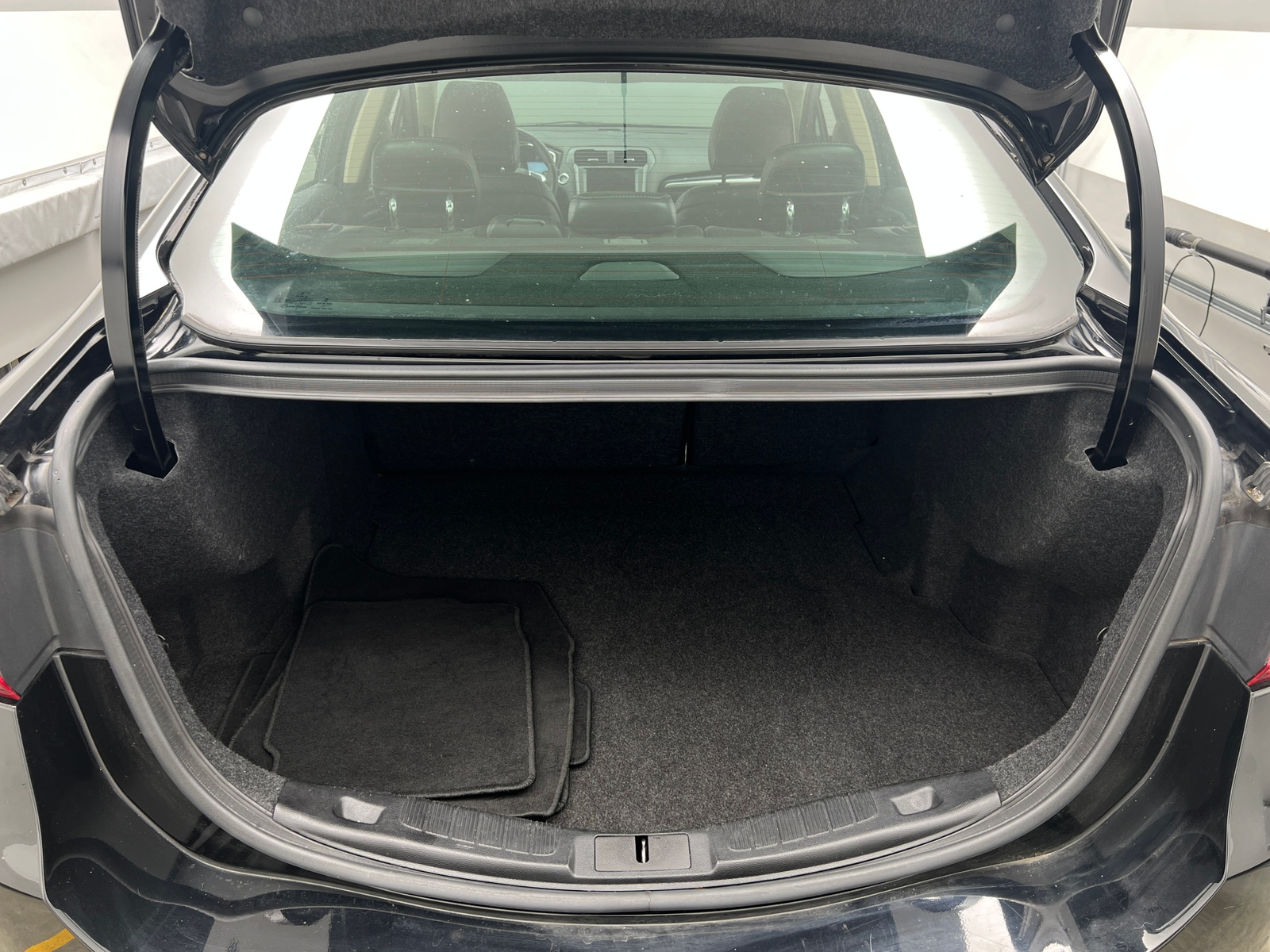 Thumbnail: 2017 Ford Fusion - 6