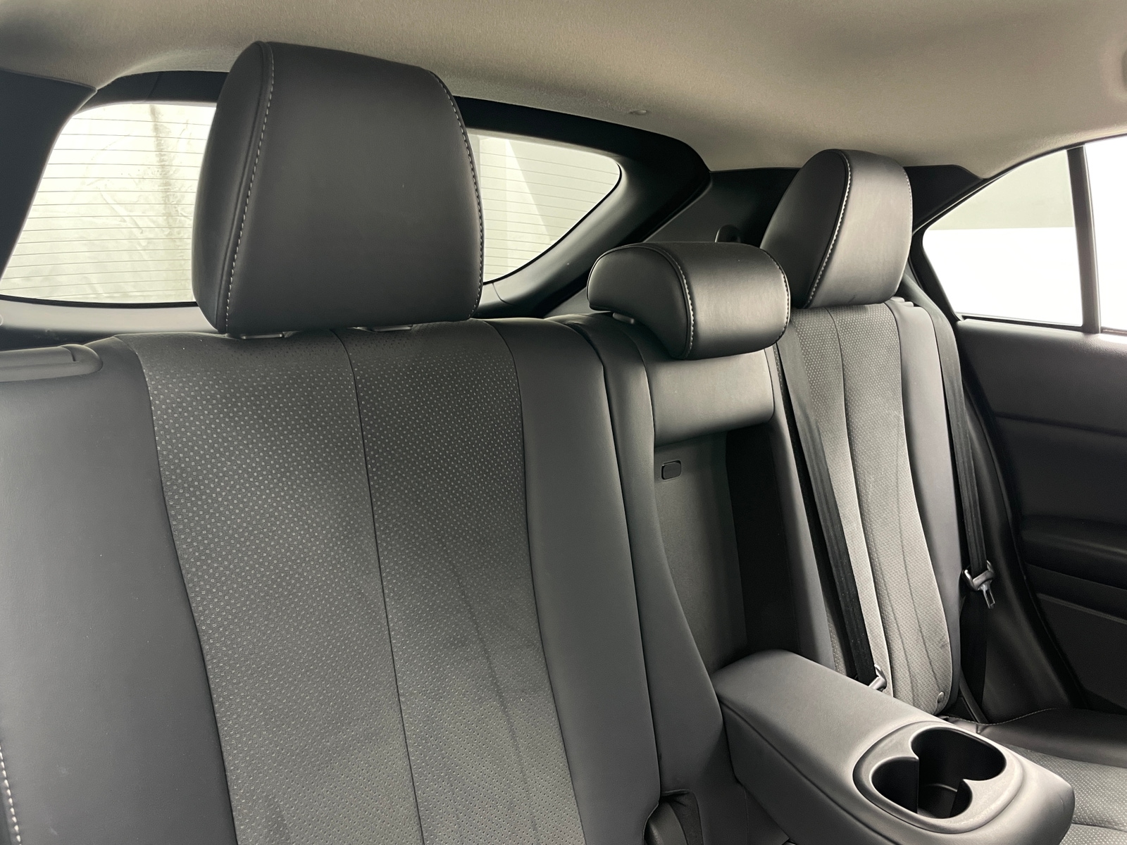 Thumbnail: 2024 Mitsubishi Eclipse Cross - 6