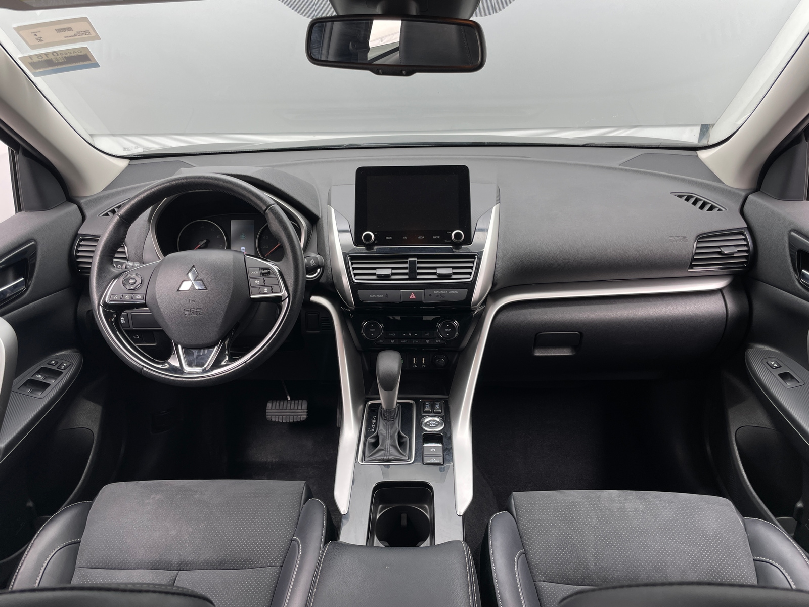 Thumbnail: 2024 Mitsubishi Eclipse Cross - 3