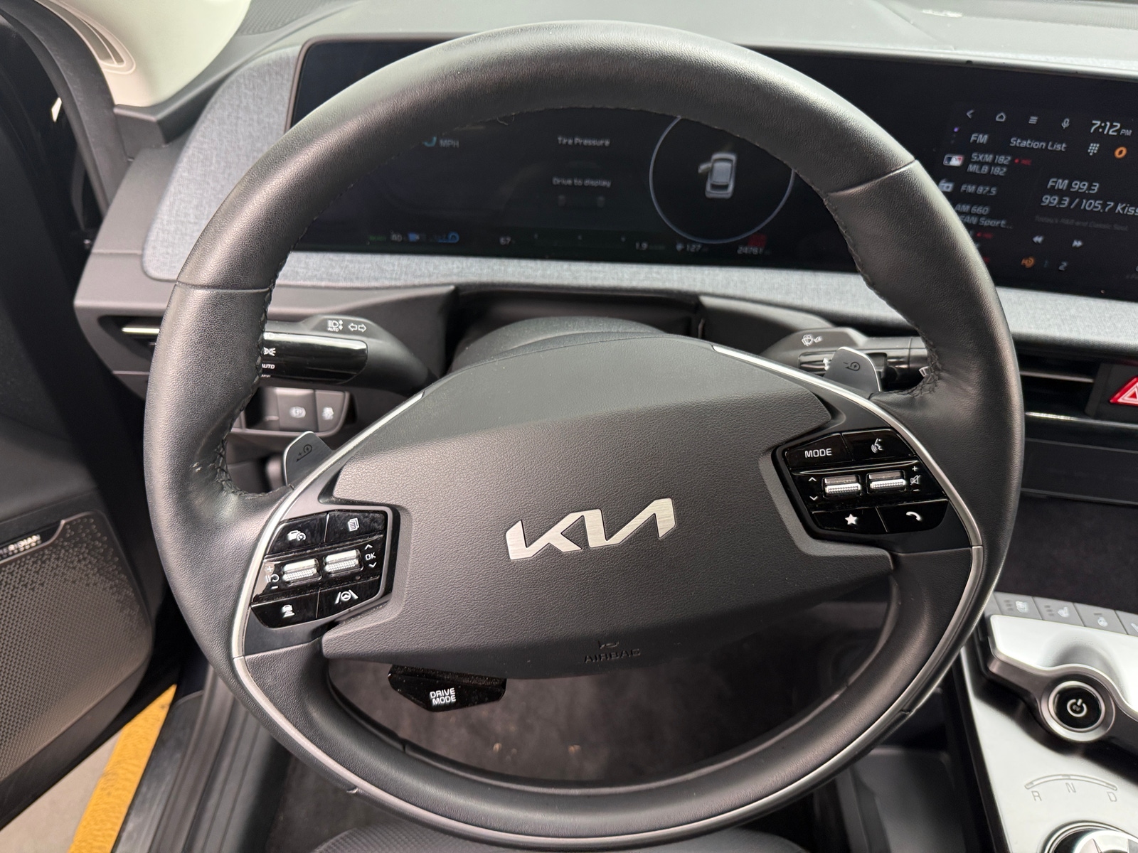 Thumbnail: 2023 Kia EV6 - 4