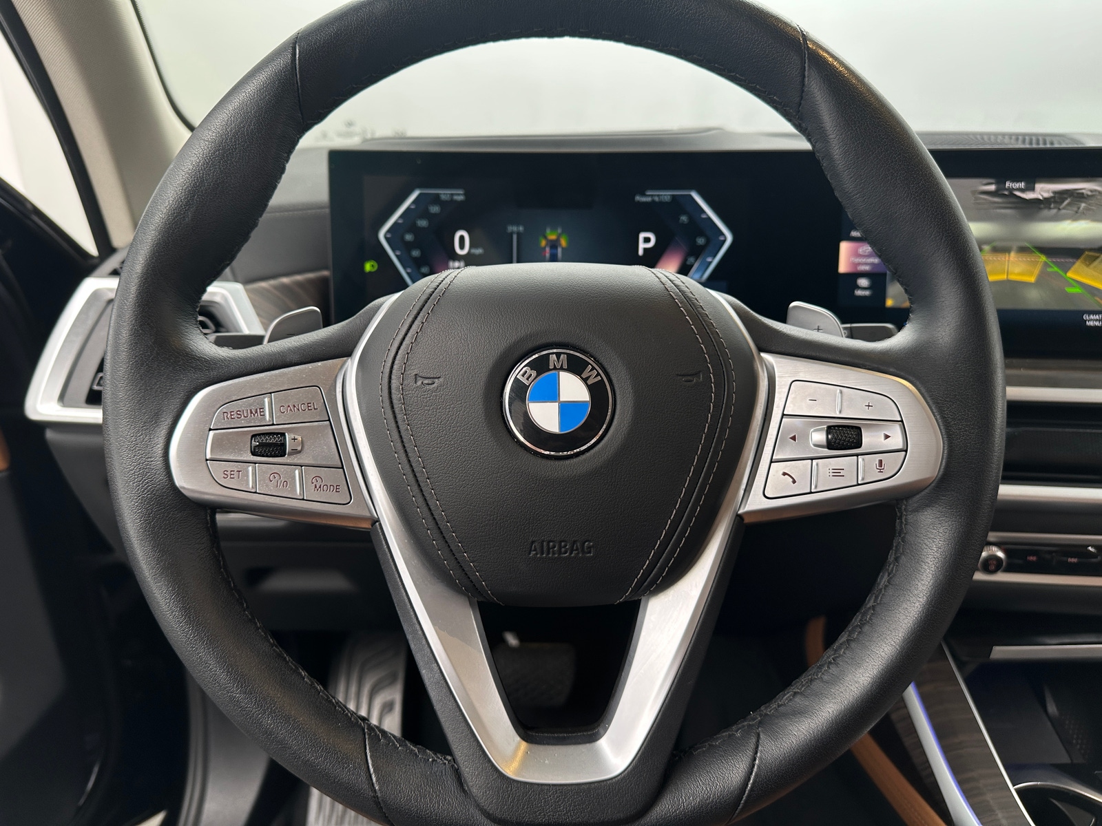 Thumbnail: 2023 BMW X7 - 4