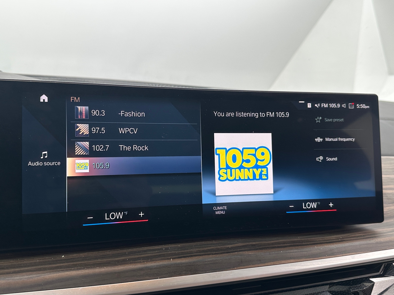 Thumbnail: 2023 BMW X7 - 3