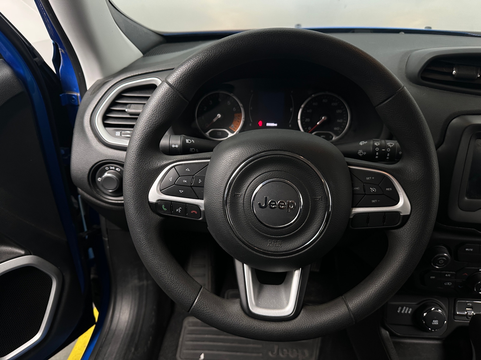 Thumbnail: 2020 Jeep Renegade - 5