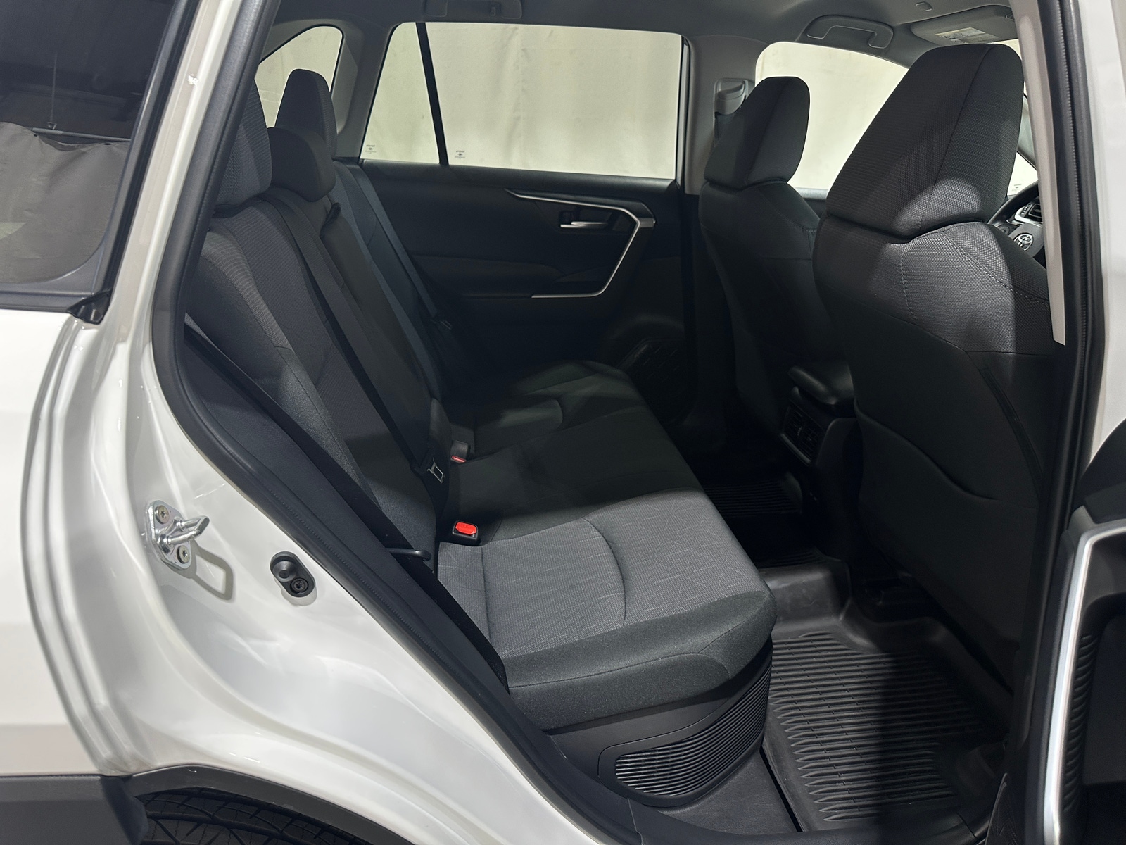 Thumbnail: 2025 Toyota RAV4 - 6