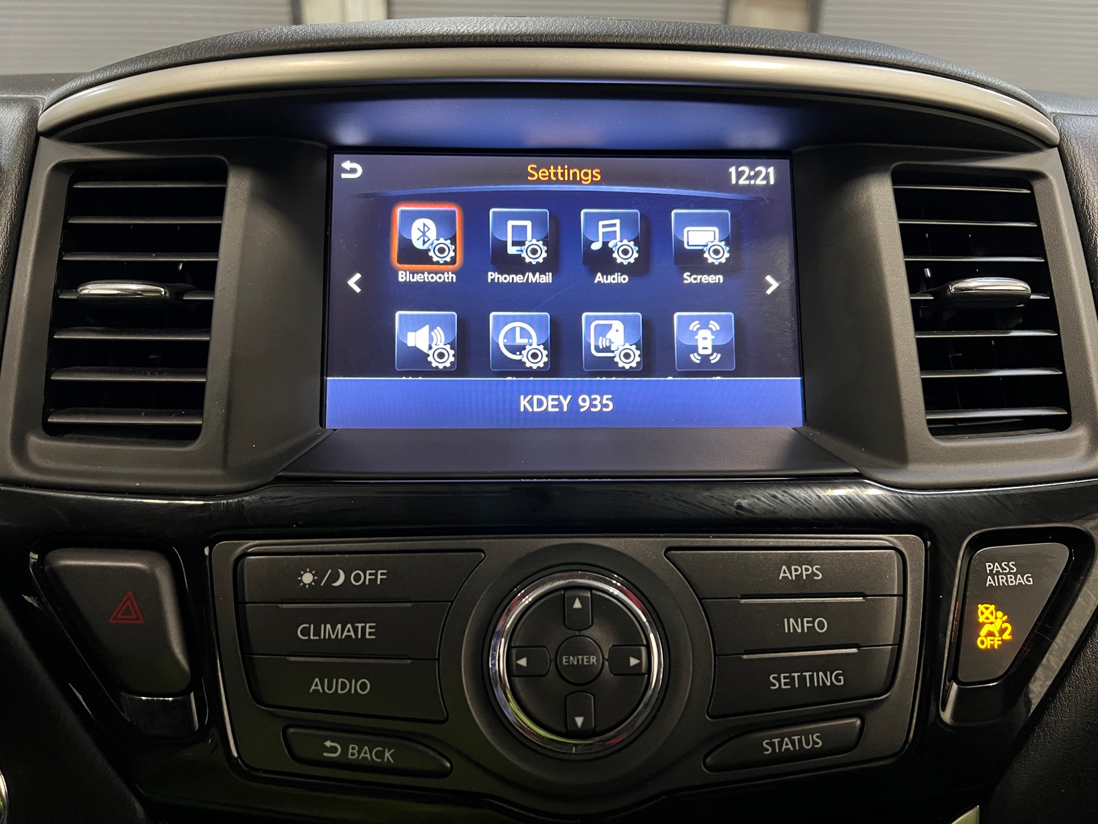 Thumbnail: 2018 Nissan Pathfinder - 4